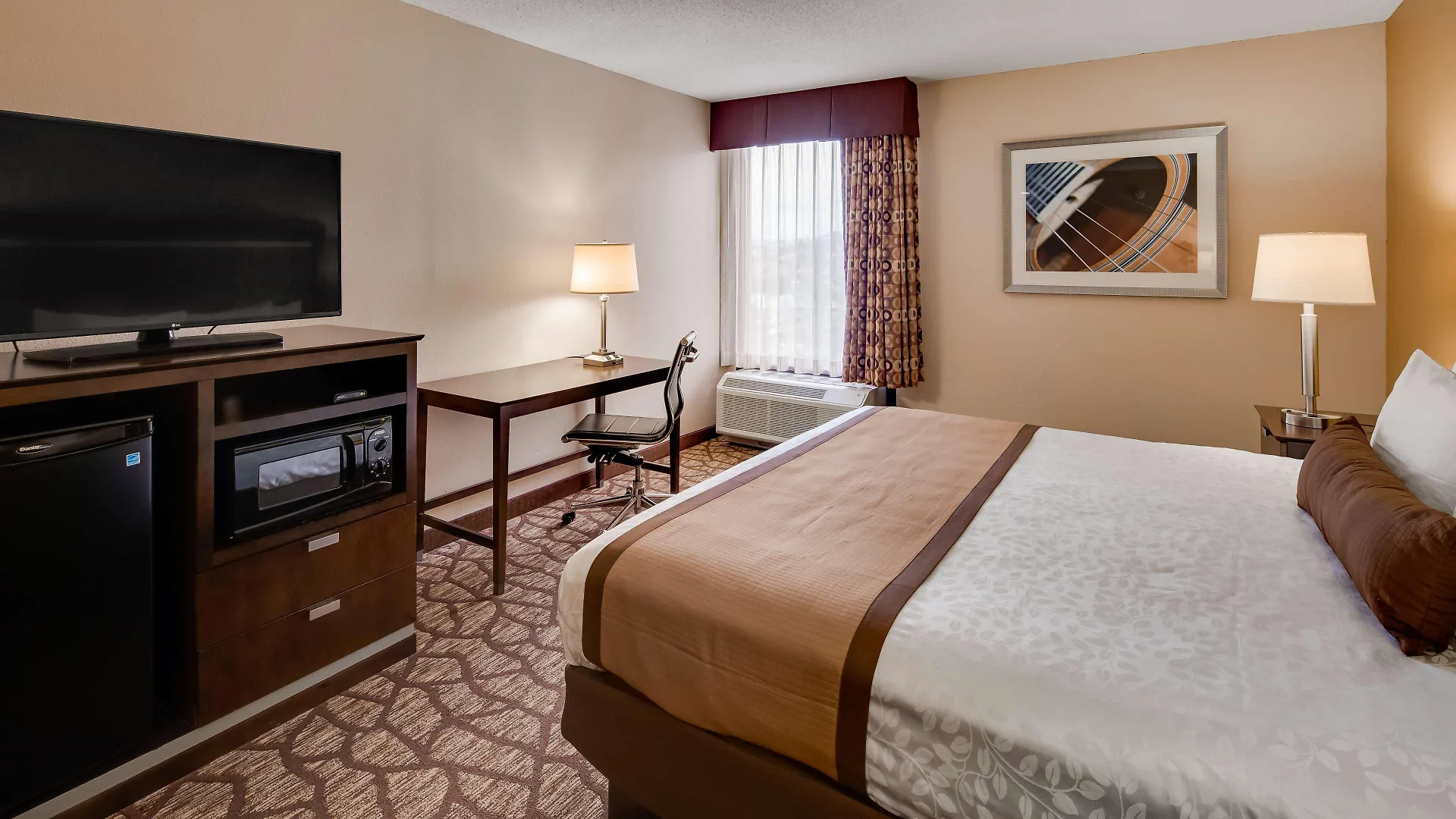 Best Western Plus Belle Meade Inn & Suites Nashville