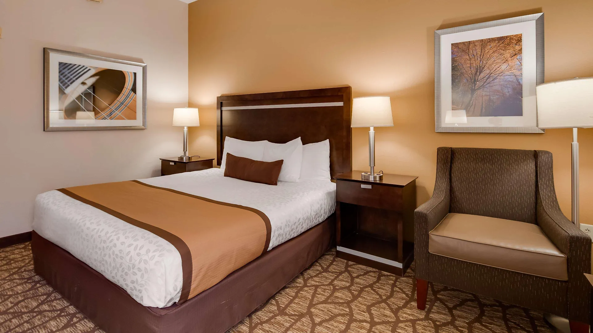 Best Western Plus Belle Meade Inn & Suites Nashville Hotel