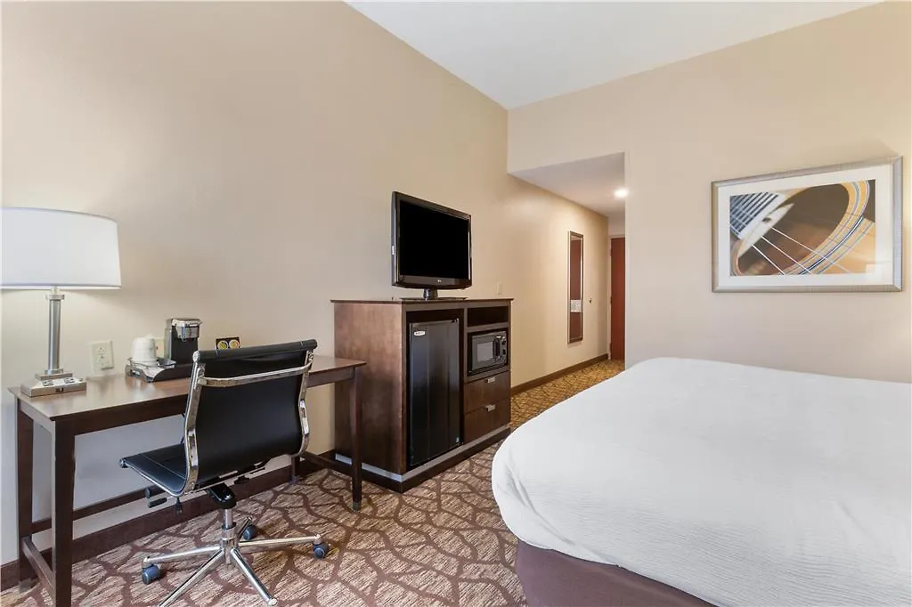 Best Western Plus Belle Meade Inn & Suites Nashville 2*,
