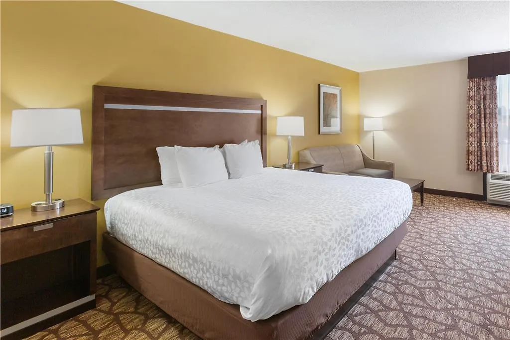Best Western Plus Belle Meade Inn & Suites Nashville Hotel
