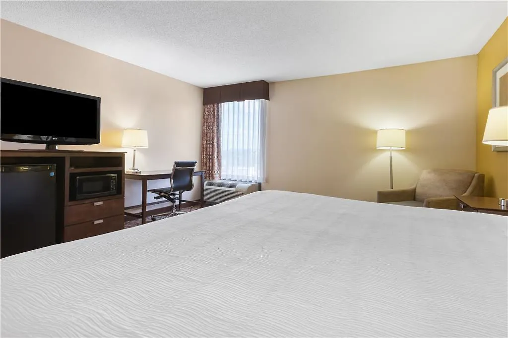 Best Western Plus Belle Meade Inn & Suites Nashville