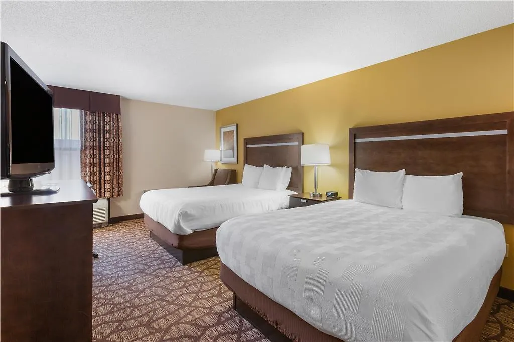 Best Western Plus Belle Meade Inn & Suites Nashville 2*,
