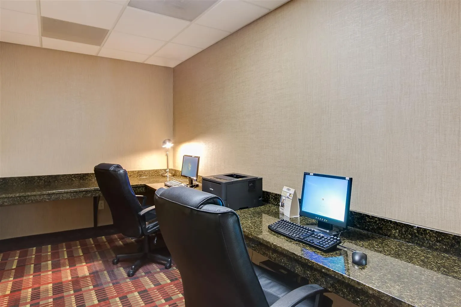 Best Western Plus Belle Meade Inn & Suites Nashville 2*,