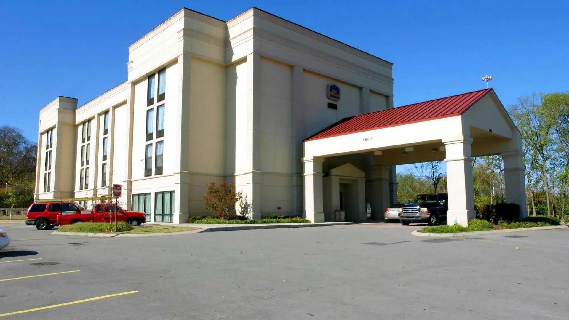 Best Western Plus Belle Meade Inn & Suites Nashville Hotel